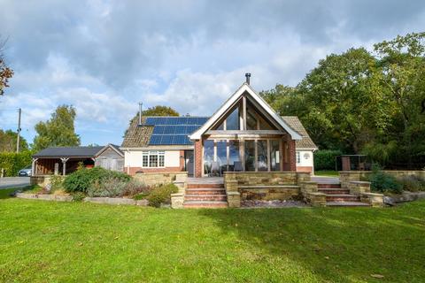 4 bedroom detached house for sale, Hockham Road, Wretham