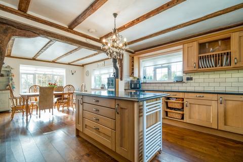 4 bedroom detached house for sale, Hockham Road, Wretham