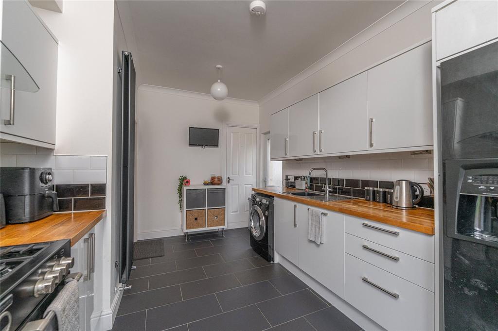 Kitchen Alt