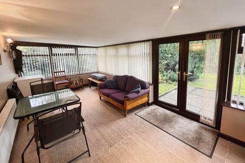 undefined, Fernside, Radcliffe