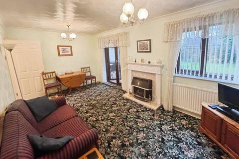 undefined, Fernside, Radcliffe