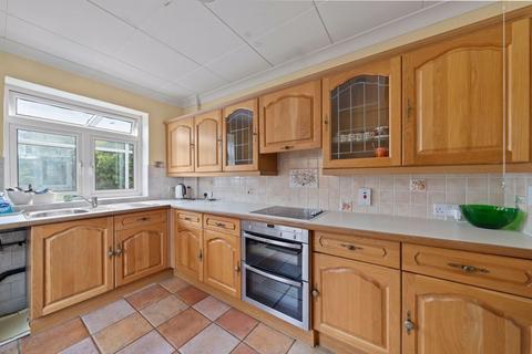 3 bedroom semi-detached house for sale, Brockenhurst Avenue, Worcester Park
