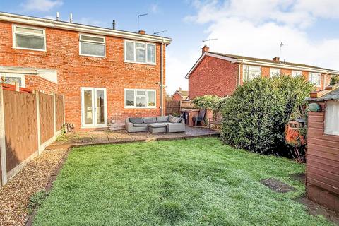 3 bedroom semi-detached house for sale, Pen Y Cae Close, Gobowen, Oswestry