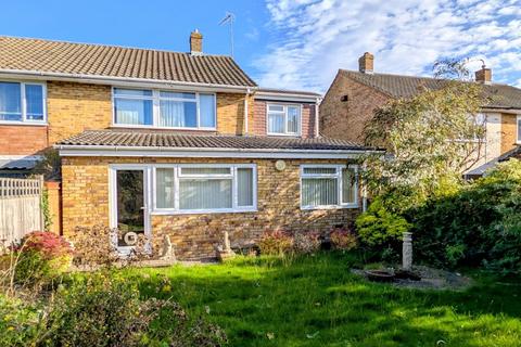 3 bedroom semi-detached house for sale, Buttermere Avenue, Bedfordshire LU6