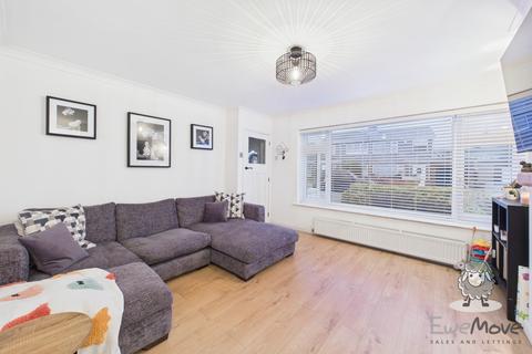 3 bedroom semi-detached house for sale, Farndon Avenue, Sutton Manor, St. Helens, Merseyside, WA9