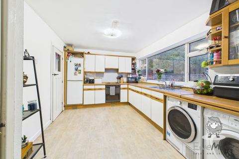 3 bedroom semi-detached house for sale, Farndon Avenue, Sutton Manor, St. Helens, Merseyside, WA9