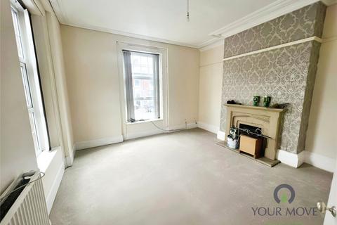 5 bedroom end of terrace house to rent, Dukes Brow, Lancashire BB2