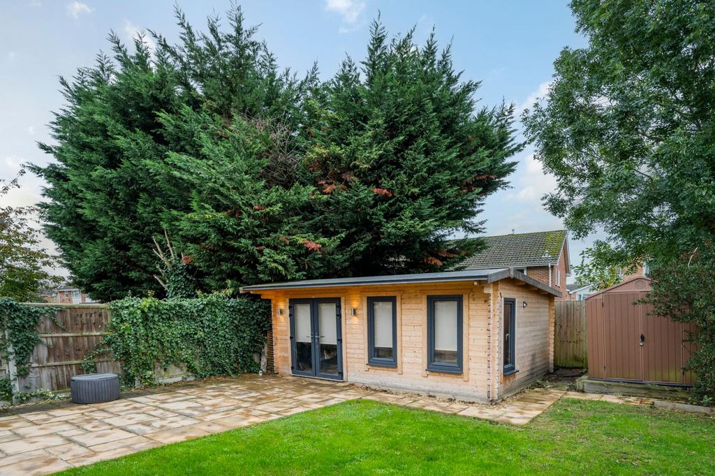 Log Cabin