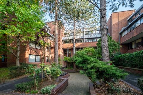 undefined, 81 Chandos Way, Greater London NW11