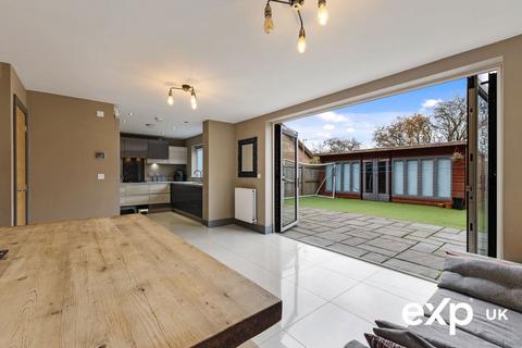undefined, Clipstone NG21
