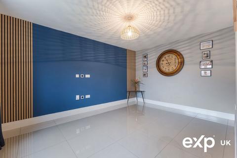 undefined, Clipstone NG21