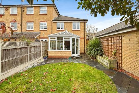8 Mulready Walk, Hemel Hempstead, HP3 9FS