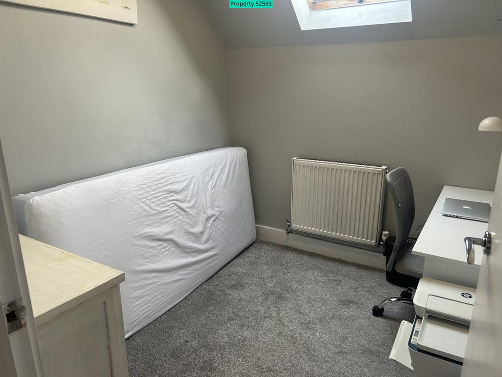 Bedroom 3/Office