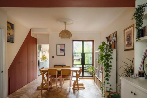 77 Turner Road, London, E17 3JG