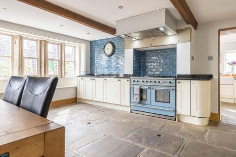 4 bedroom cottage for sale, Out Lane, Holmfirth HD9