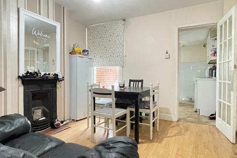 2 bedroom terraced house for sale, Queens Road, Gillingham ME7