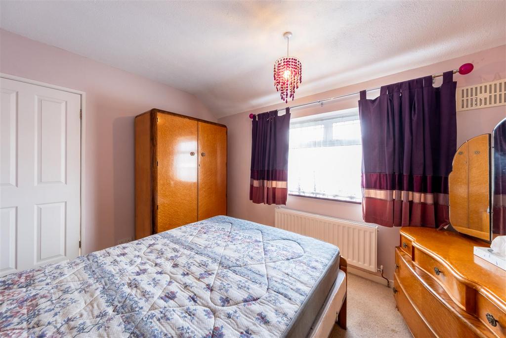 3 Chestnut Close-013.jpg