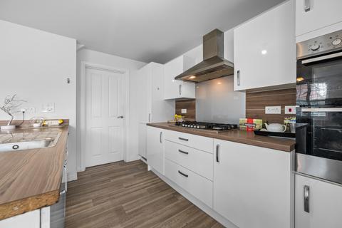 4 bedroom detached house for sale, Claydon Avenue, Barton Seagrave, NN15