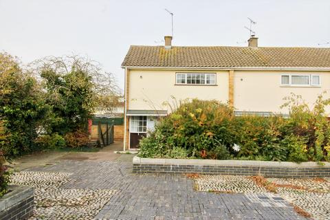 64 Finchmoor, Harlow, CM18 6UB