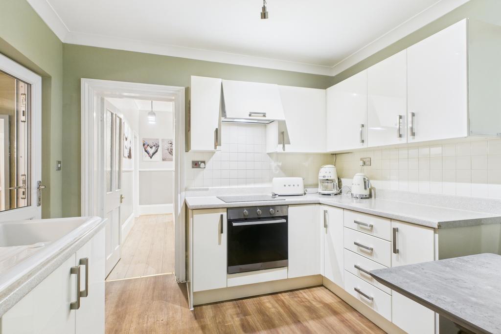 Ewe Move Spalding - Pinchbeck Rd - Kitchen