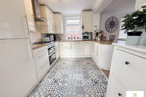 2 bedroom semi-detached house for sale, College Square, Stokesley, Middlesbrough, North Yorkshire