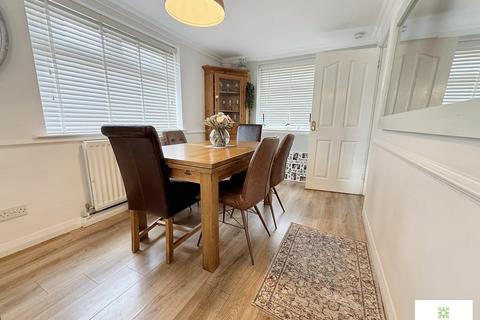 2 bedroom semi-detached house for sale, College Square, Stokesley, Middlesbrough, North Yorkshire