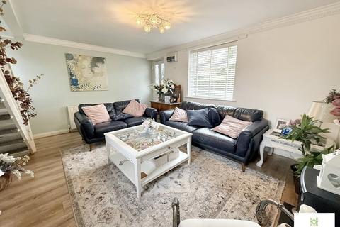2 bedroom semi-detached house for sale, College Square, Stokesley, Middlesbrough, North Yorkshire