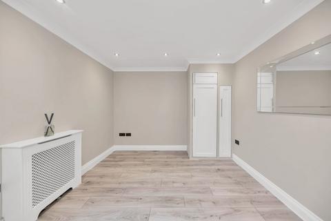undefined, Kneesworth Street, Royston SG8