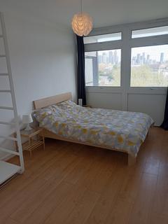 3 bedroom flat to rent, John Kennedy House, Rotherhithe Old Road, London, SE16