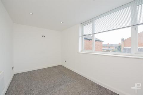 undefined, Cross Lane, Newton-Le-Willows WA12