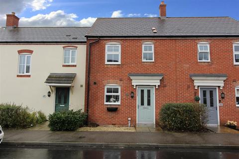 3 bedroom terraced house to rent, Finn Farm Road, Bridgefield, Ashford Kent