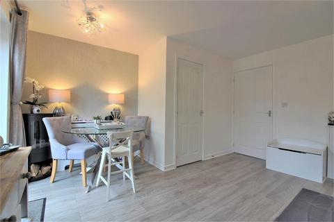 3 bedroom terraced house to rent, Finn Farm Road, Bridgefield, Ashford Kent