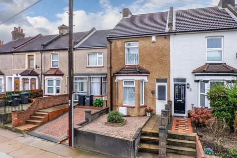 3 bedroom end of terrace house for sale, Springhead Road, Northfleet, Gravesend
