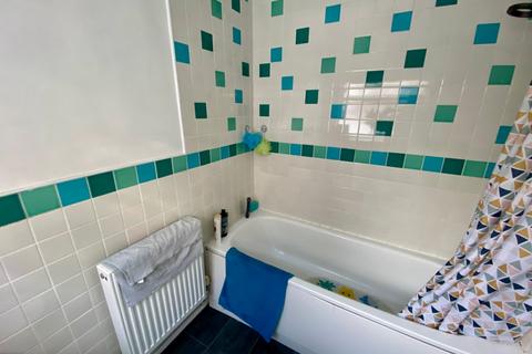2 bedroom terraced house for sale, Springfield Road, Grantham, NG31