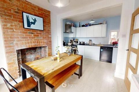 3 bedroom semi-detached house for sale, Buckingham Road, South Yorkshire DN2