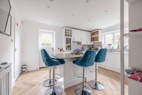4 bedroom detached house for sale, South Park Crescent, Gerrards Cross SL9