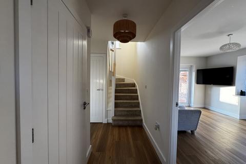 3 bedroom detached house for sale, Beethoven Drive, Stoke Mandeville, Aylesbury, HP21