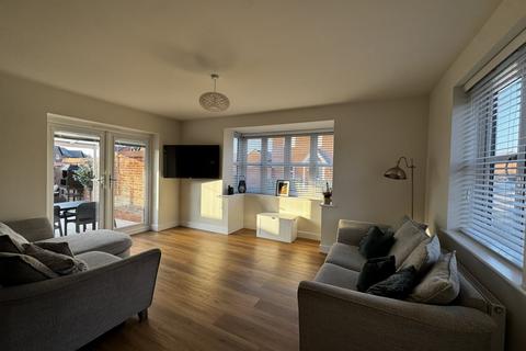 3 bedroom detached house for sale, Beethoven Drive, Stoke Mandeville, Aylesbury, HP21