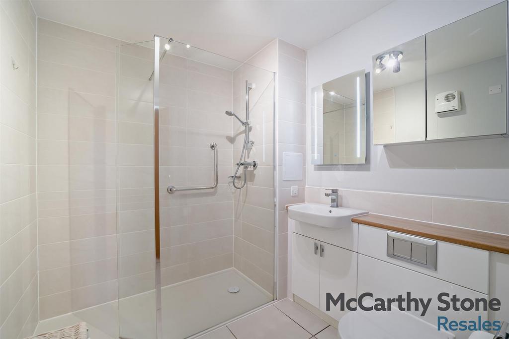 En-Suite Shower Room