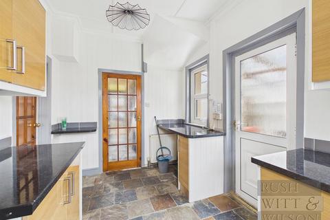 3 bedroom semi-detached house for sale, Bulverhythe Road, St. Leonards-On-Sea