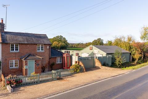 2 bedroom semi-detached house for sale, Horsehill, Horley, Surrey, RH6