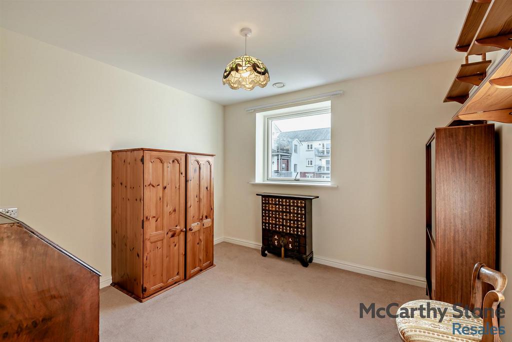 8668941-interior16-800.jpg