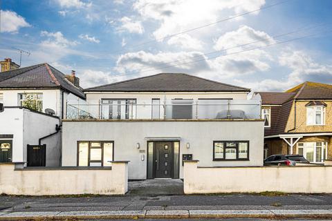 undefined, London Road, Hadleigh, SS7