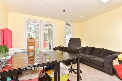 3 bedroom terraced house for sale, Thorold Road, Chatham ME5