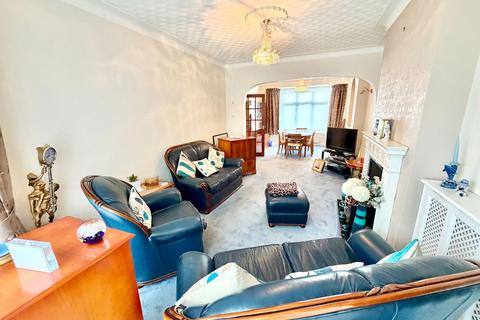 3 bedroom semi-detached house for sale, Beverley Drive, Edgware HA8