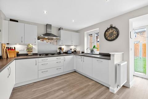 4 bedroom detached house for sale, Finch Close, Wixams
