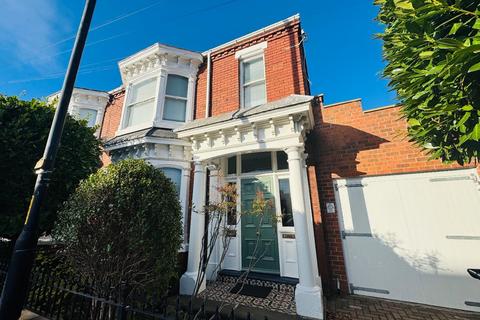 4 bedroom semi-detached house for sale, Park Road, Hartlepool