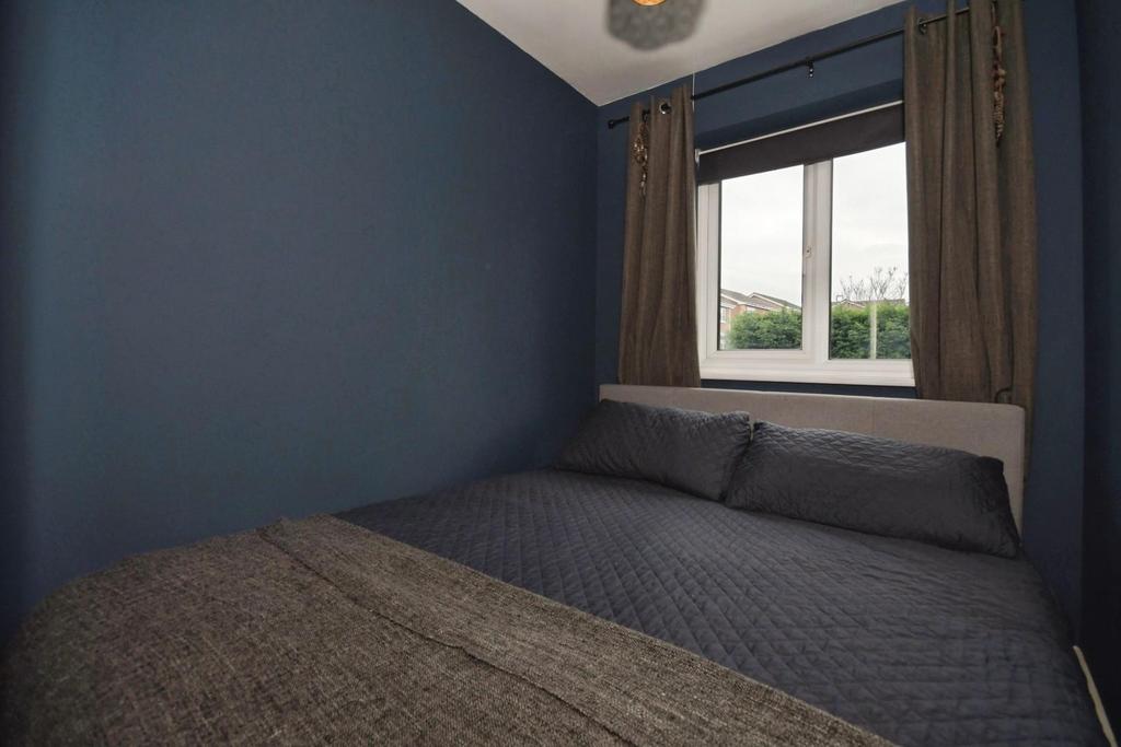 BEDROOM 3.jpg