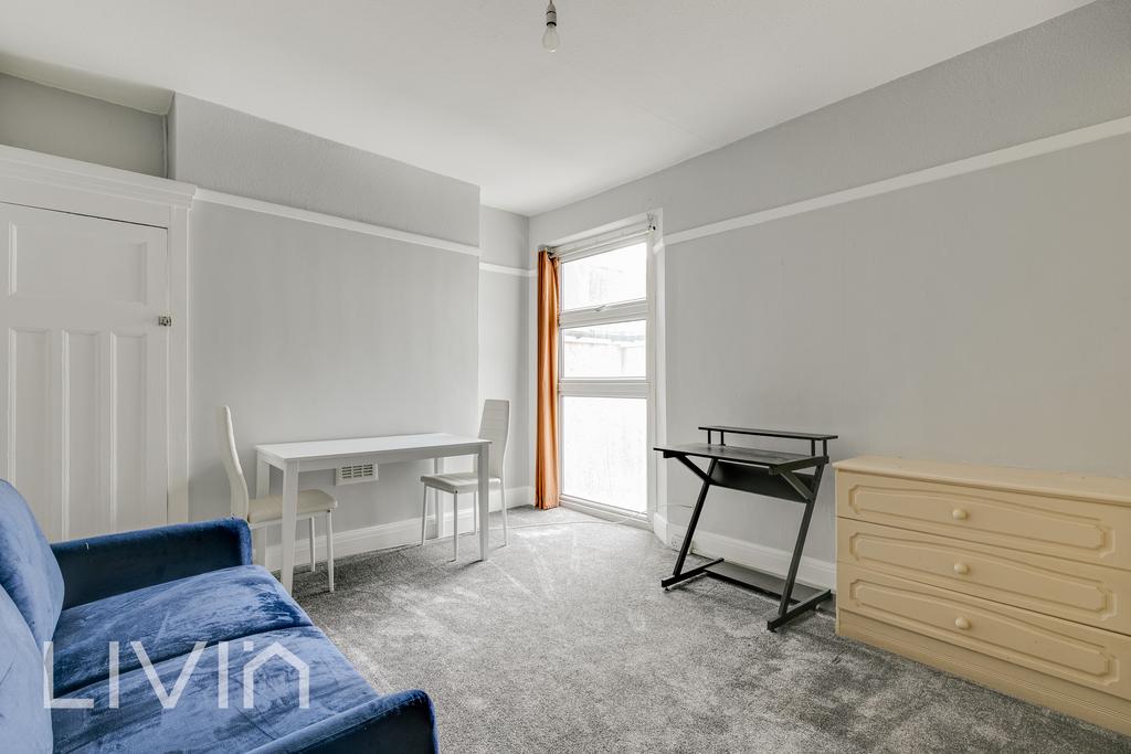 219 Grange Road, SE25 - 5