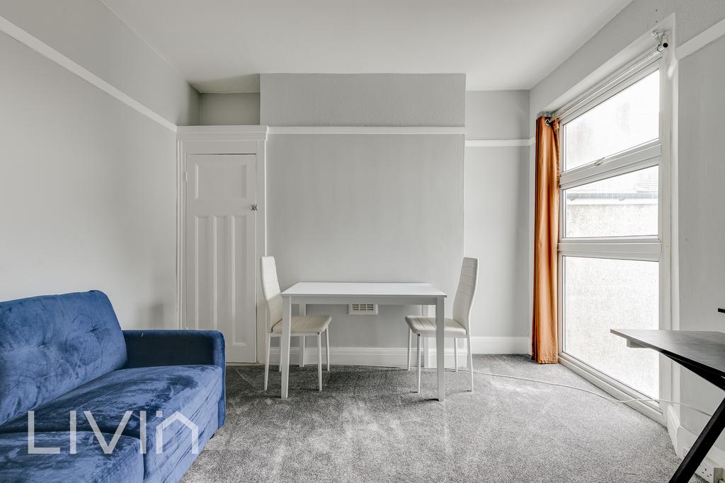 219 Grange Road, SE25 - 6